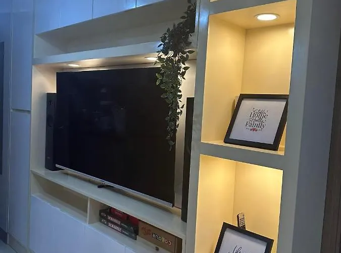 Mel And Rose Place In S Residences Tower 1 Moa *
